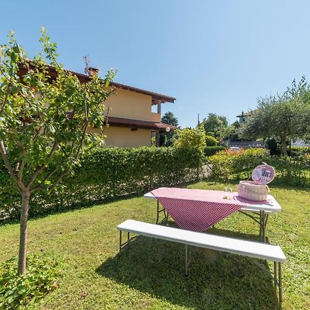 La Feriolina - Appartamento Al Lago Con Giardino Privato บาเวโน ภายนอก รูปภาพ